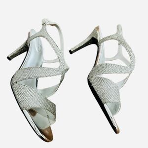New Bandolingo Elegant Silver Slingback 3.5” Heels nwot size 9